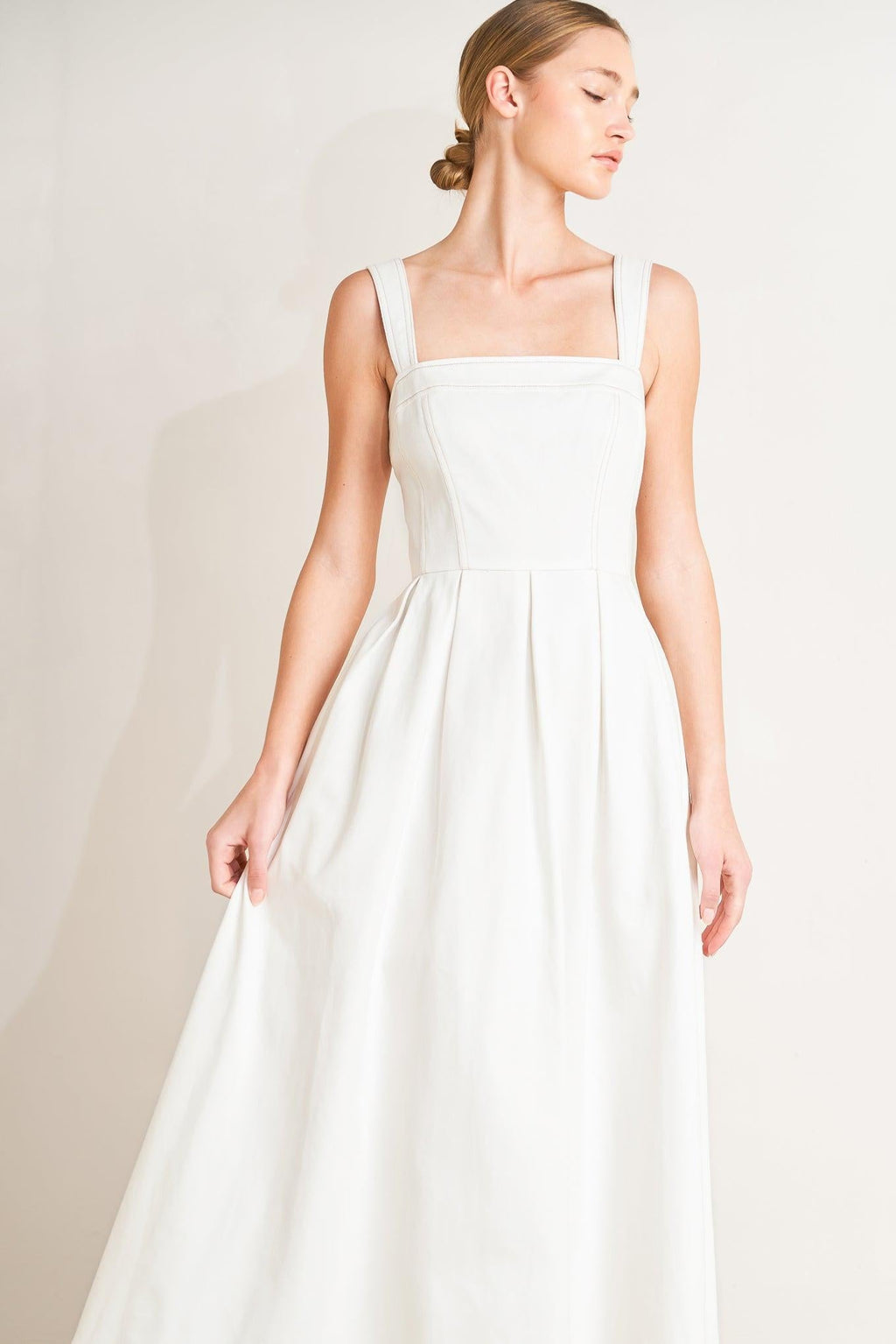 SERENE CHARM WOVEN MIDI DRESS