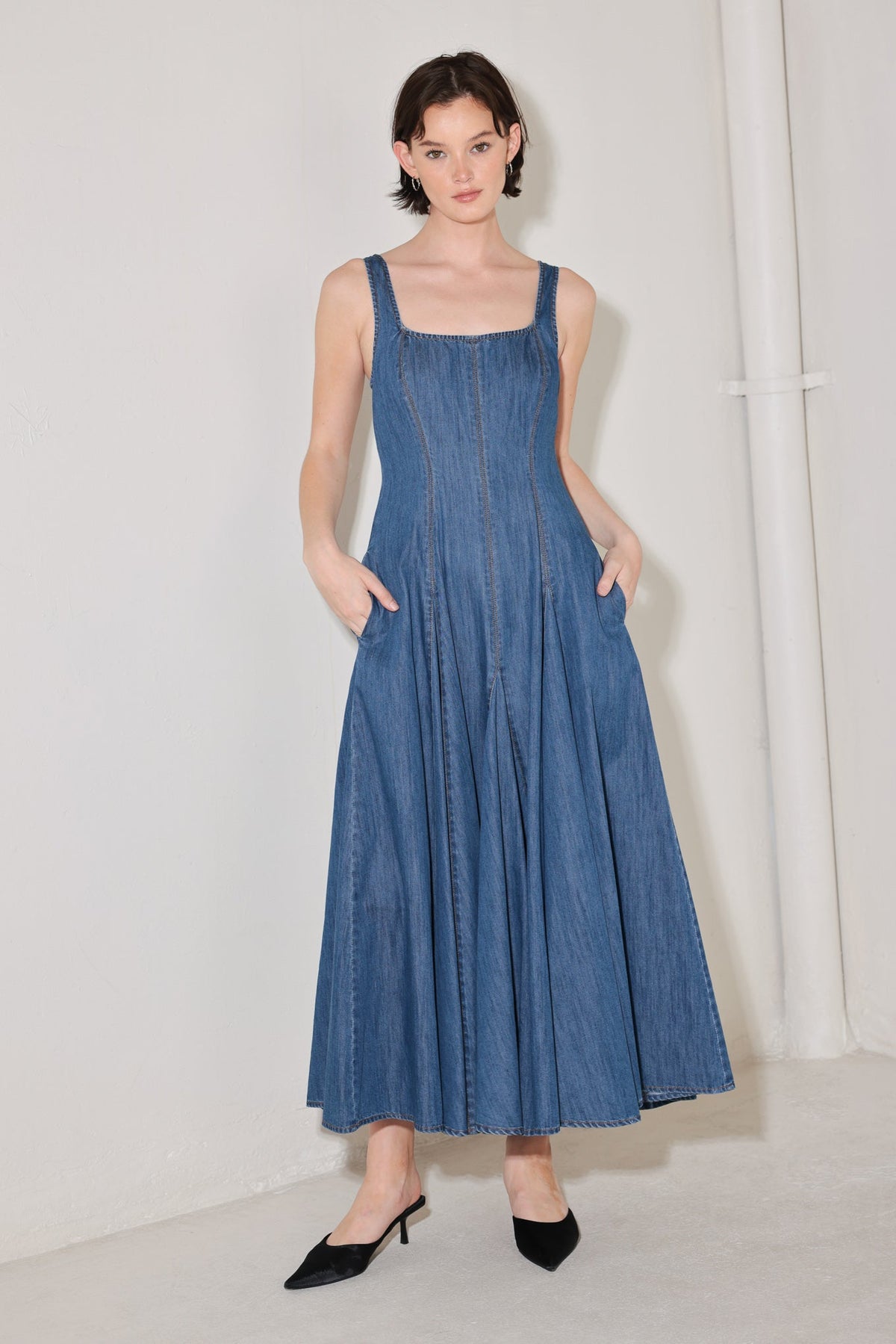 INDIGO SWAY DENIM MIDI DRESS