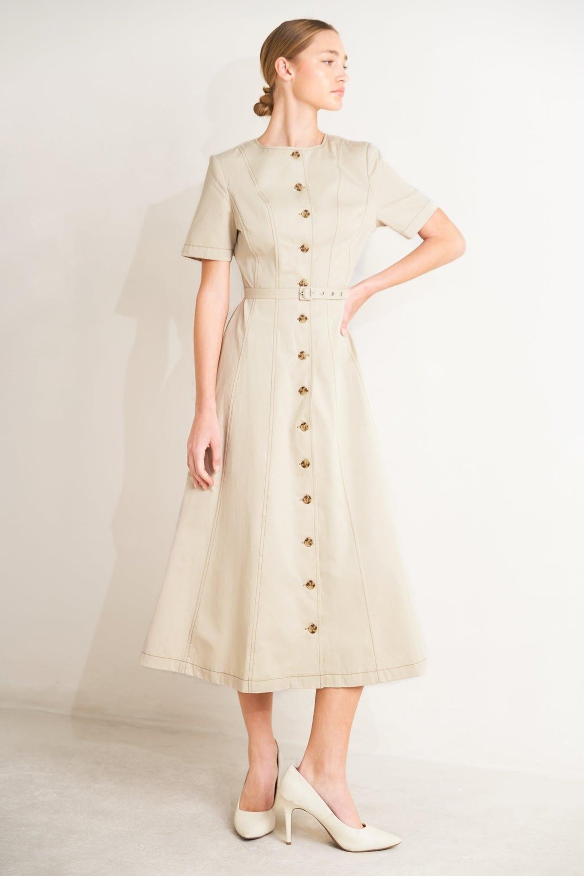 COMMAND THE ROOM WOVEN MIDI DRESS
