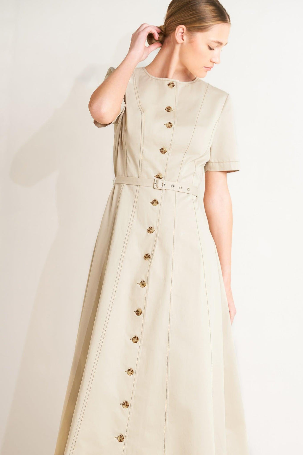 COMMAND THE ROOM WOVEN MIDI DRESS