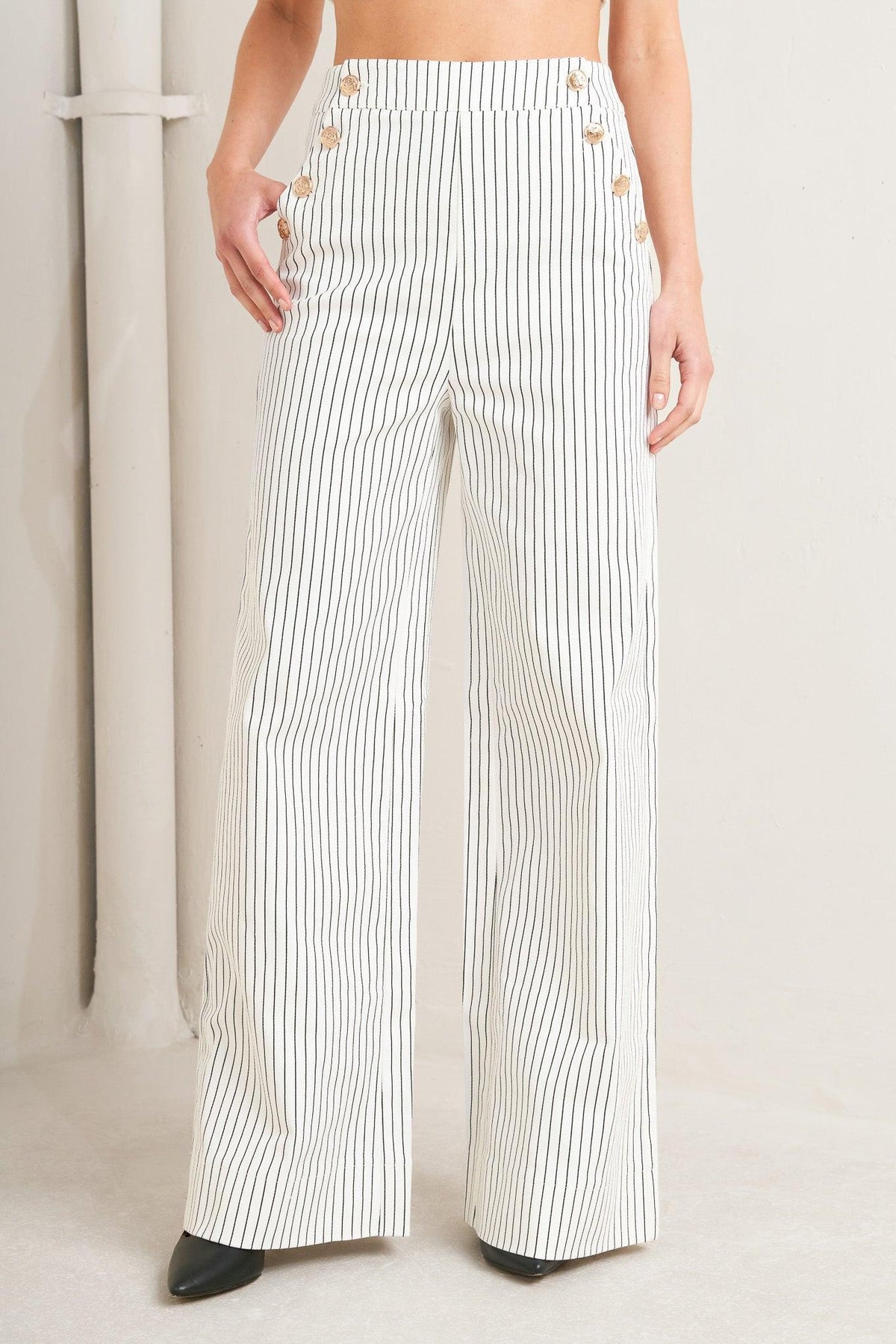 EFFORTLESS FORM STRIPE WOVEN PANTS