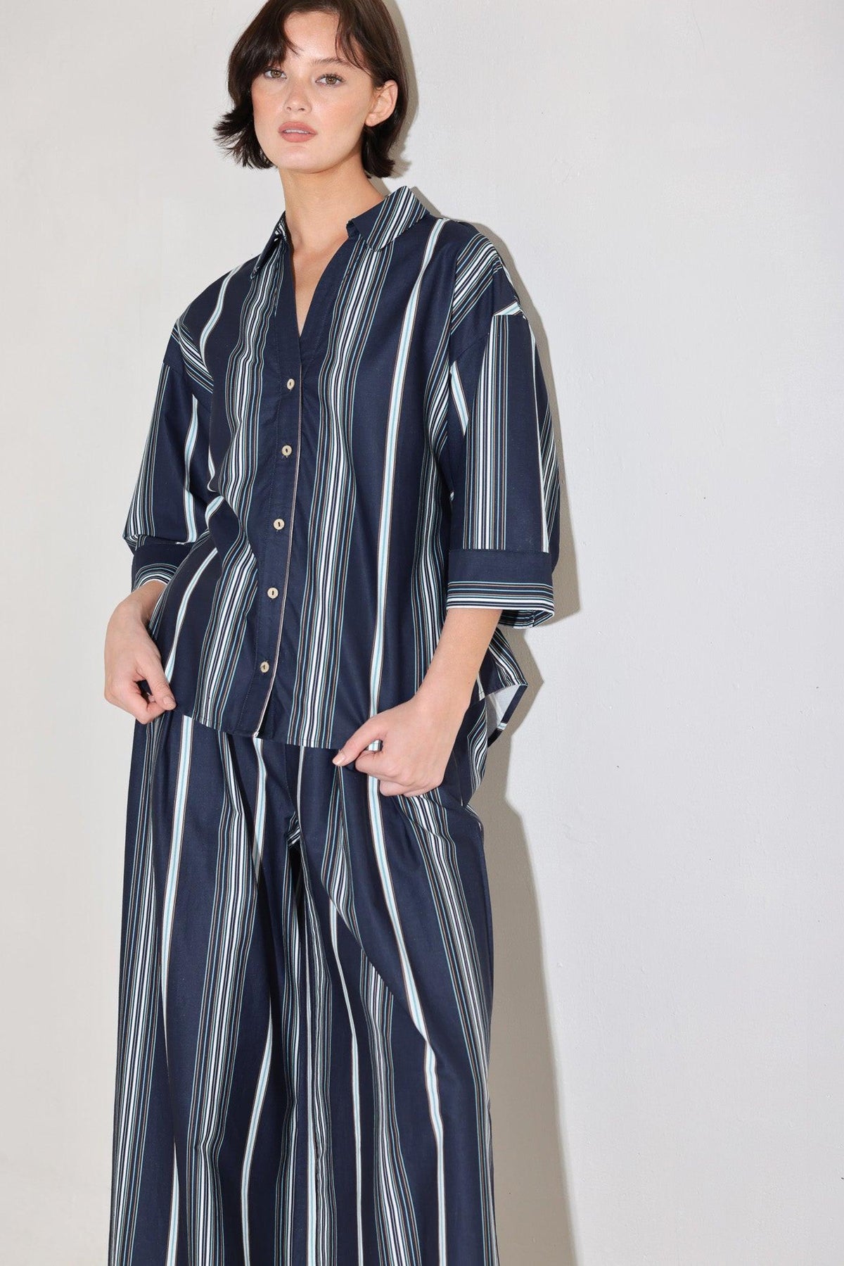 CITY STRIPE WOVEN PANTS