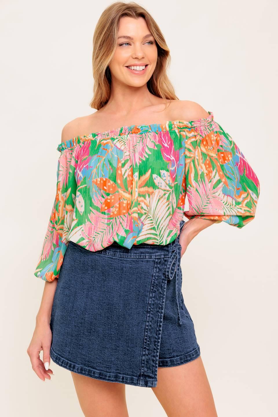 LOVING VOW GREEN WOVEN TOP
