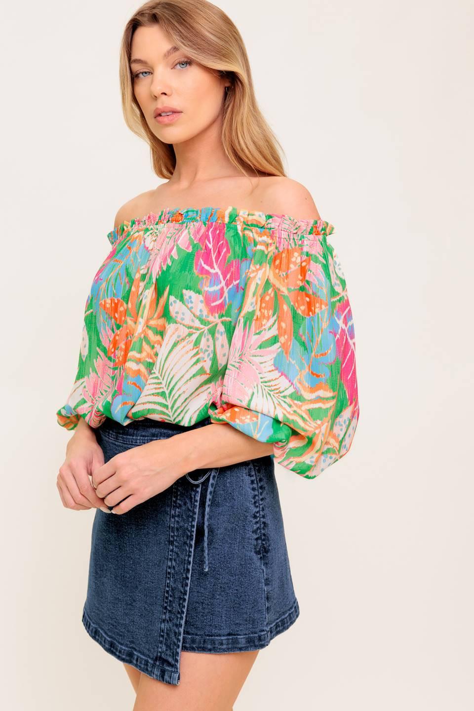 LOVING VOW GREEN WOVEN TOP
