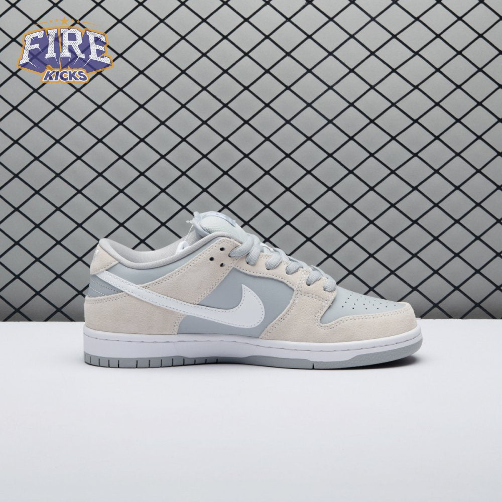 Nike SB Dunk Low Summit White Wolf Grey Unisex