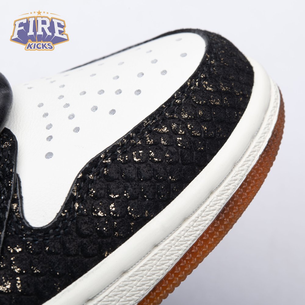 Jordan 1 Retro High OG Xuanwu Year of the Snake IB3165-091 Unisex